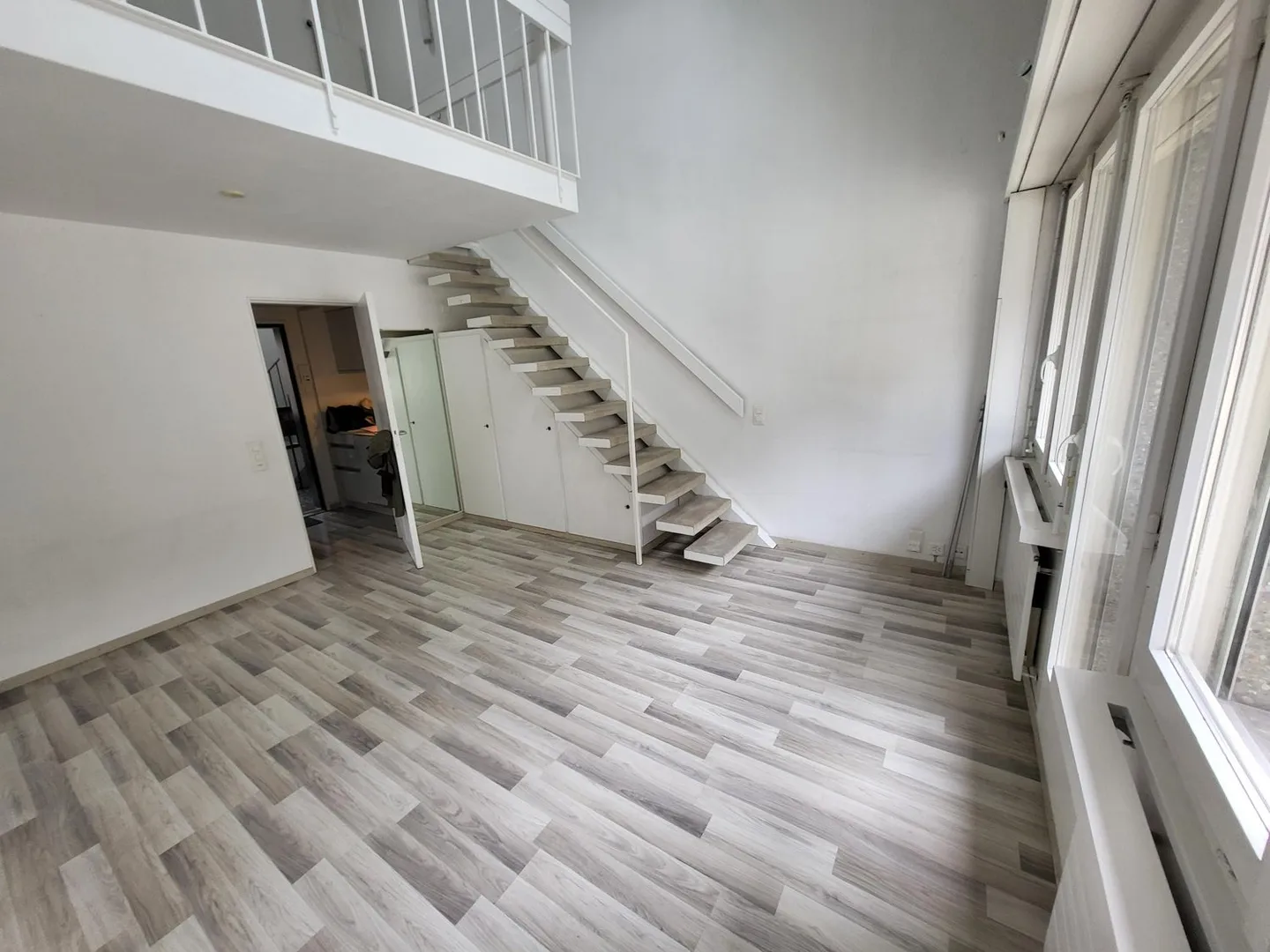 Living in the Heart of Zurich - Photo 9 of 17