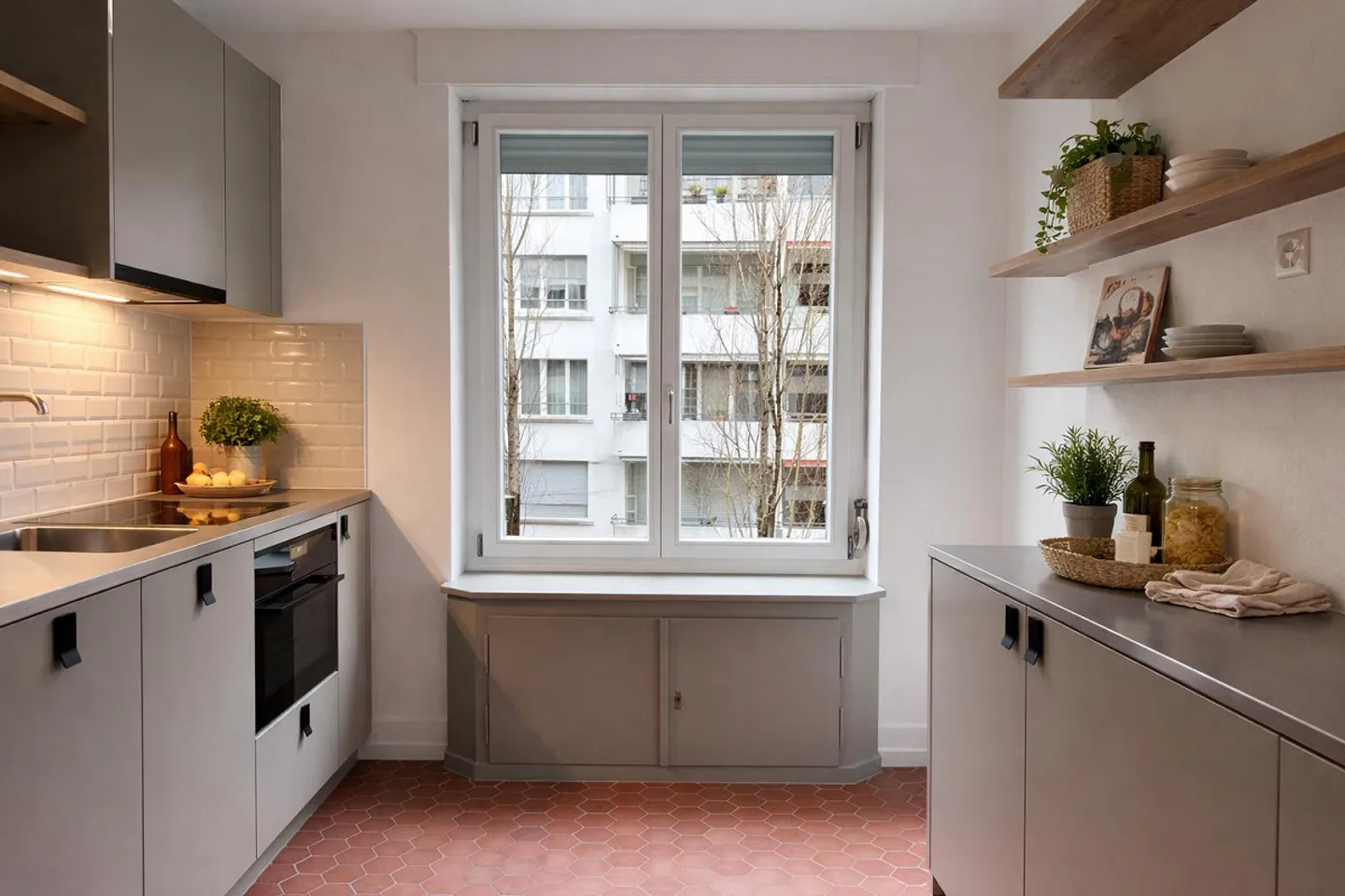 95 m² classic living feeling – spacious, completely renovated, bright & quiet - Photo 4 of 15