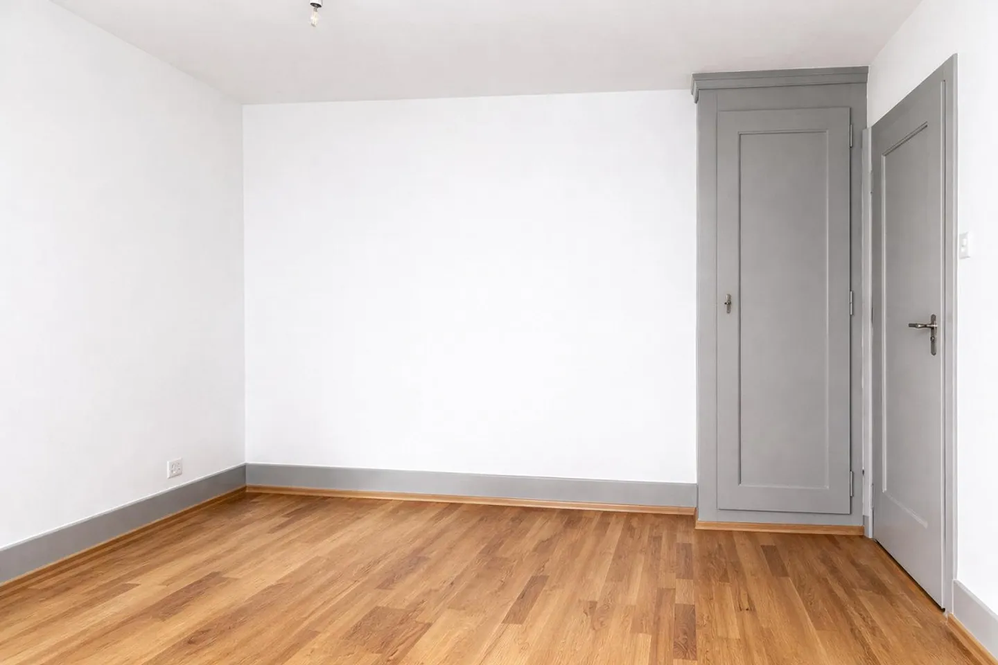 95 m² classic living feeling – spacious, completely renovated, bright & quiet - Photo 9 of 15