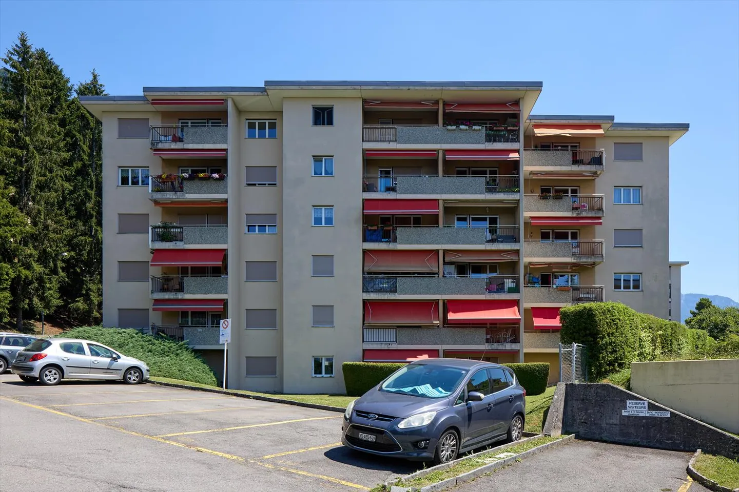 Appartamento 3.5 stanze - Foto 1 di 8