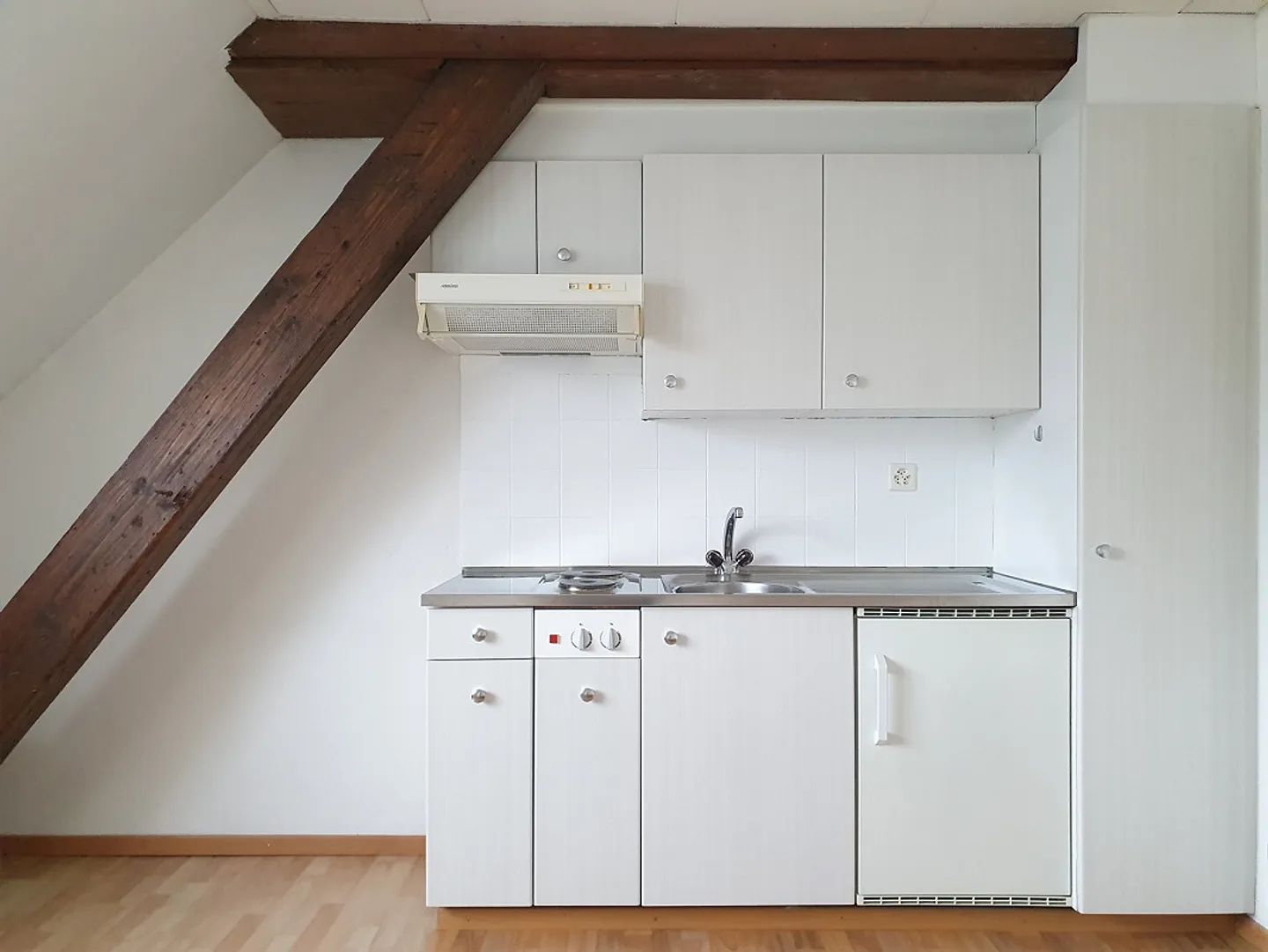 idéal pour les étudiants/visiteurs de week-end près de la gare/université/FHS/BVGer - Photo 1 sur 6