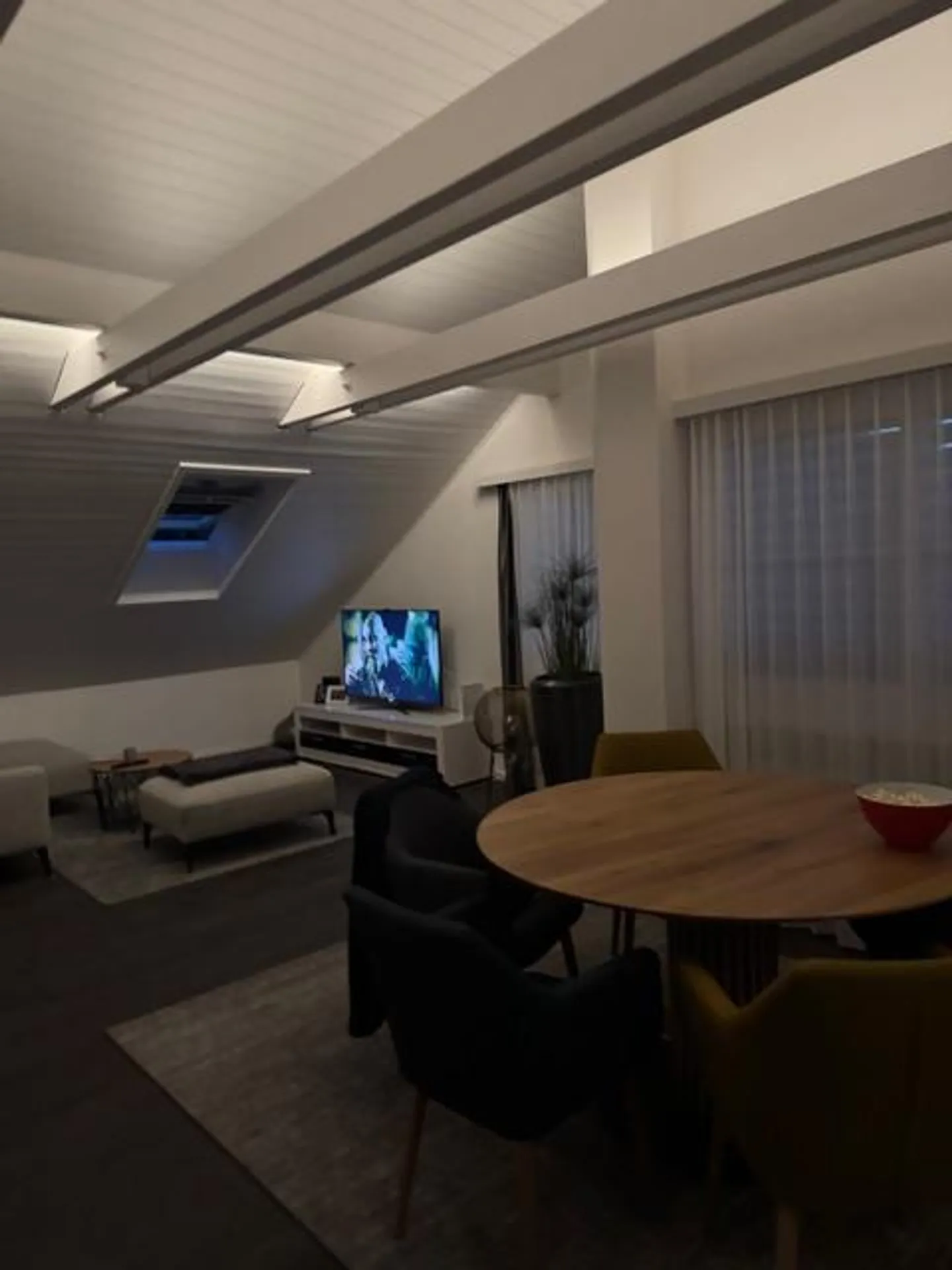 moderne und stilvolle 3.5-Zimmerwohnung - Foto 3 von 8