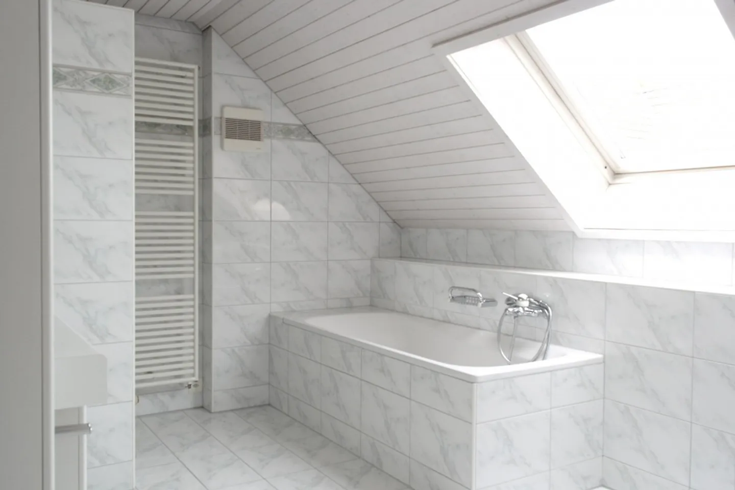 Dreamlike 5.5 Room Maisonette Apartment with Wonderful View! - Photo 8 of 17