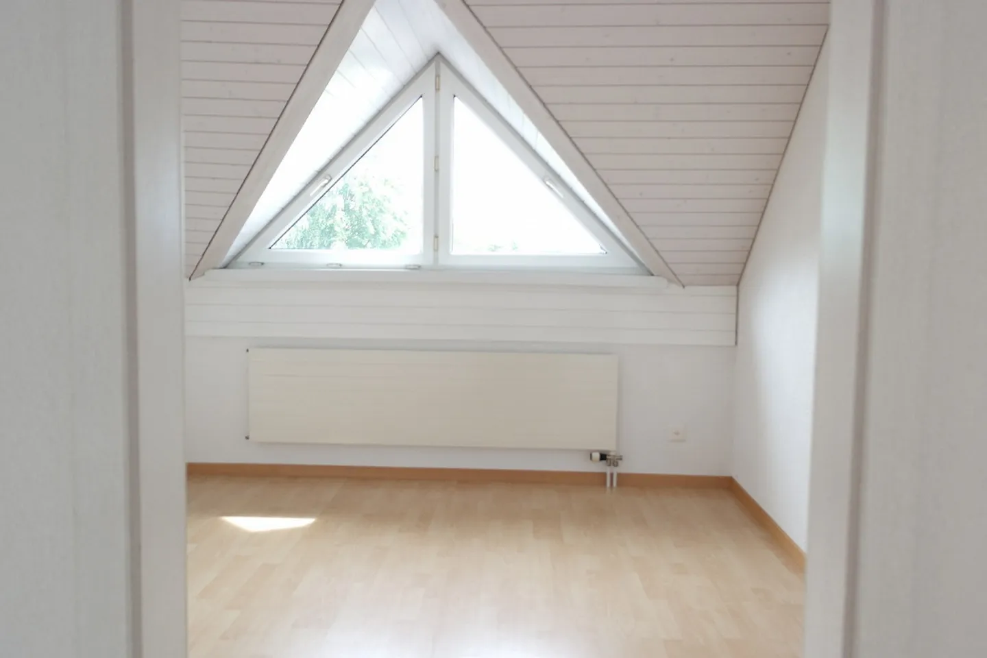 Dreamlike 5.5 Room Maisonette Apartment with Wonderful View! - Photo 14 of 17