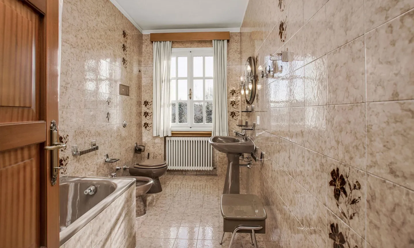 SCHÖNE VILLA MIT 4,5 ZIMMERN UND POOL IN COLDRERIO - Foto 7 von 9