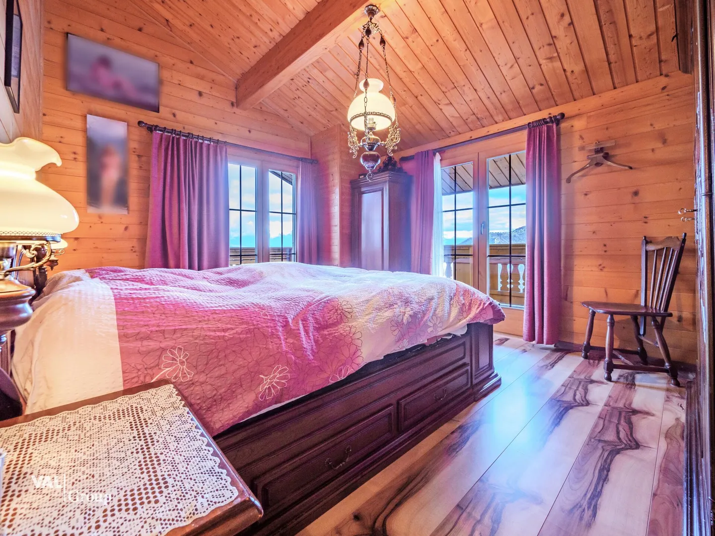 Chalet for sale - Photo 9 of 13