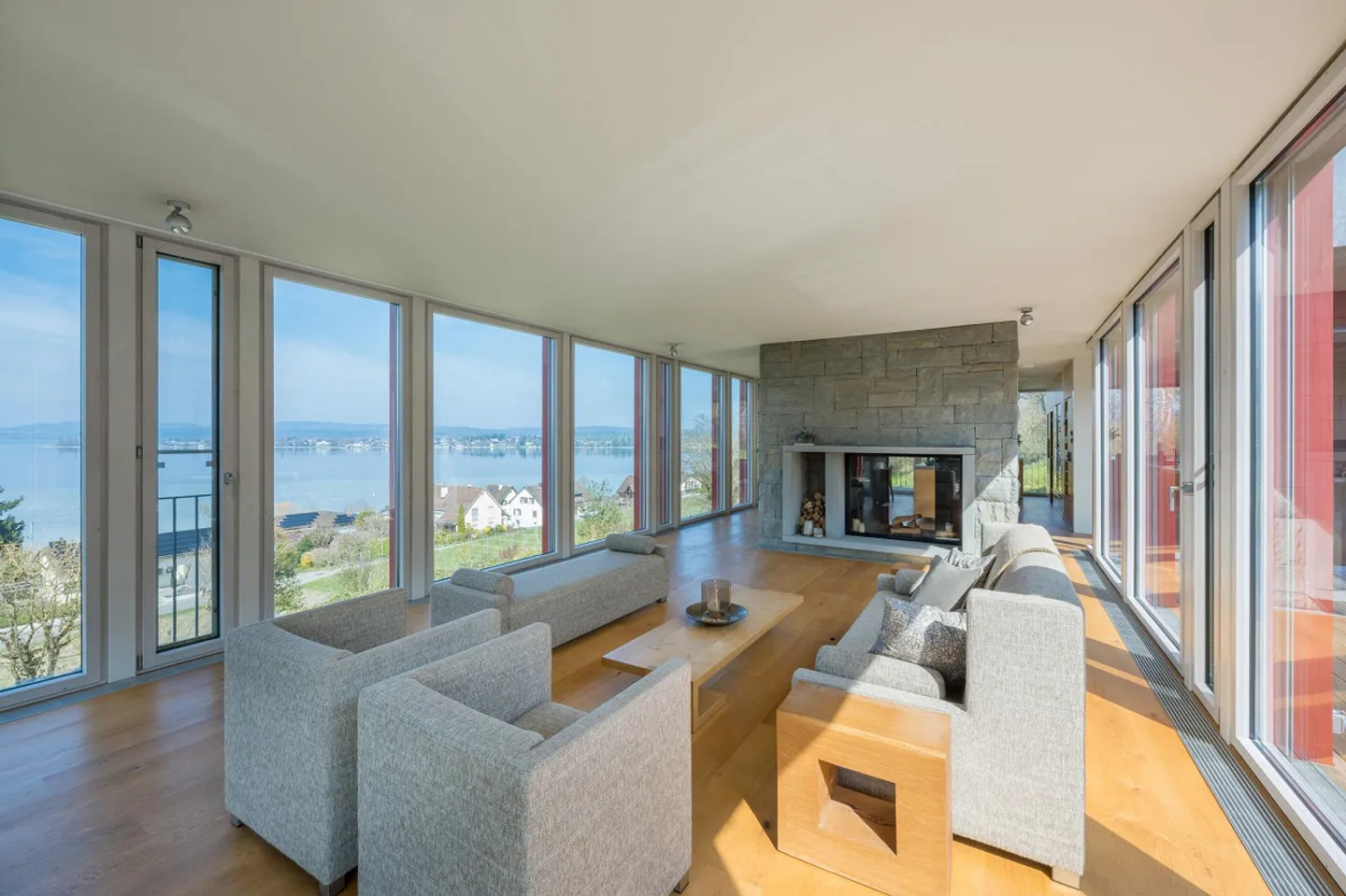 Single-family house with magnificent panoramic view - Photo 8 of 22