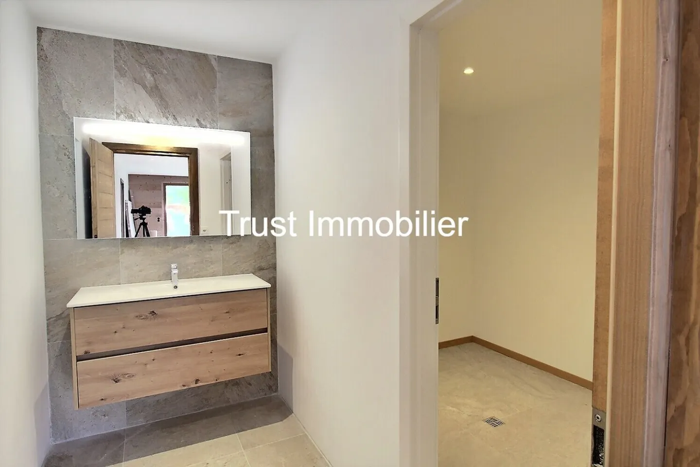 Chalet rénové avec vue montagne - Photo 10 sur 16