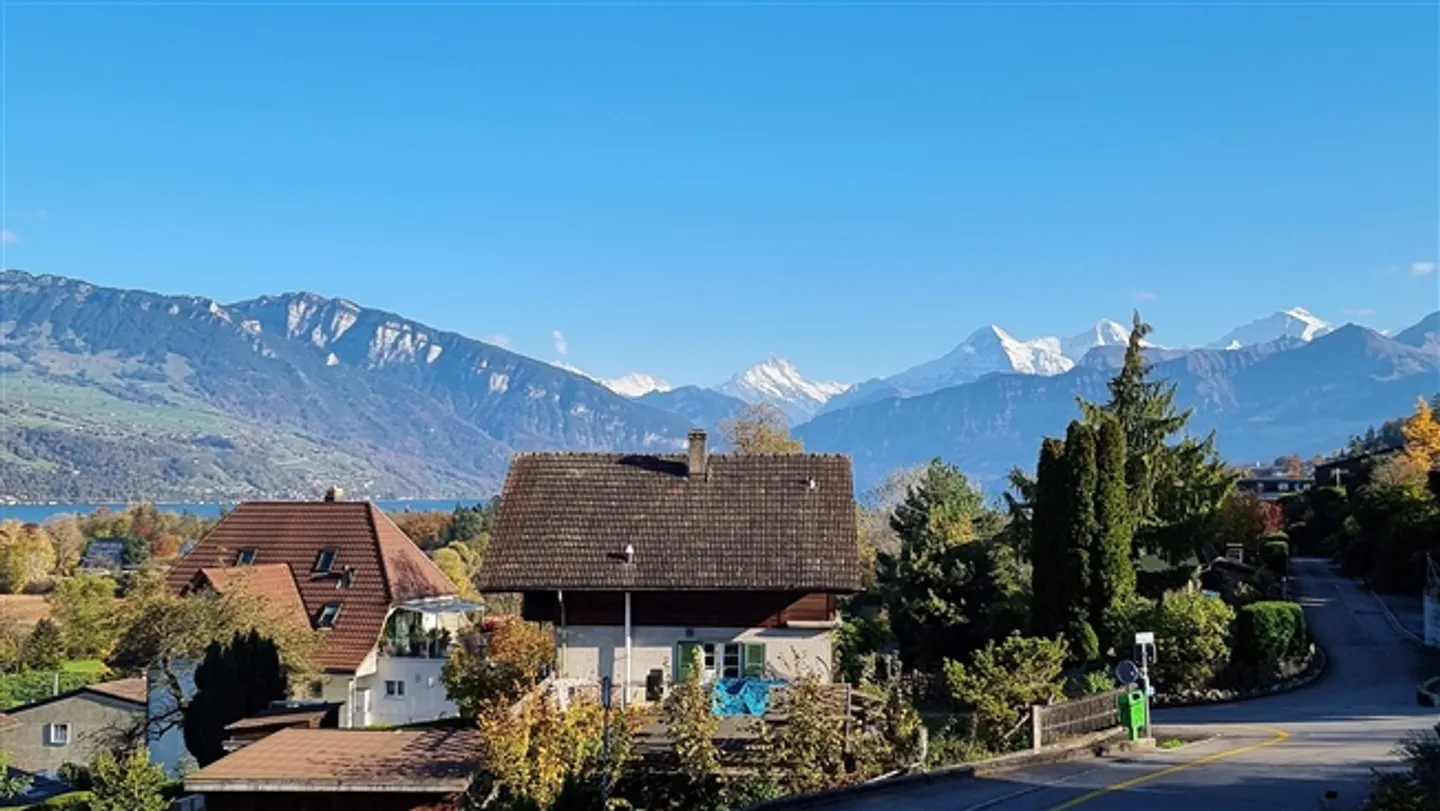 Maisonette de 5,5 pièces avec vue sur le lac à Gwatt/Thun - acheter - Photo 12 sur 13