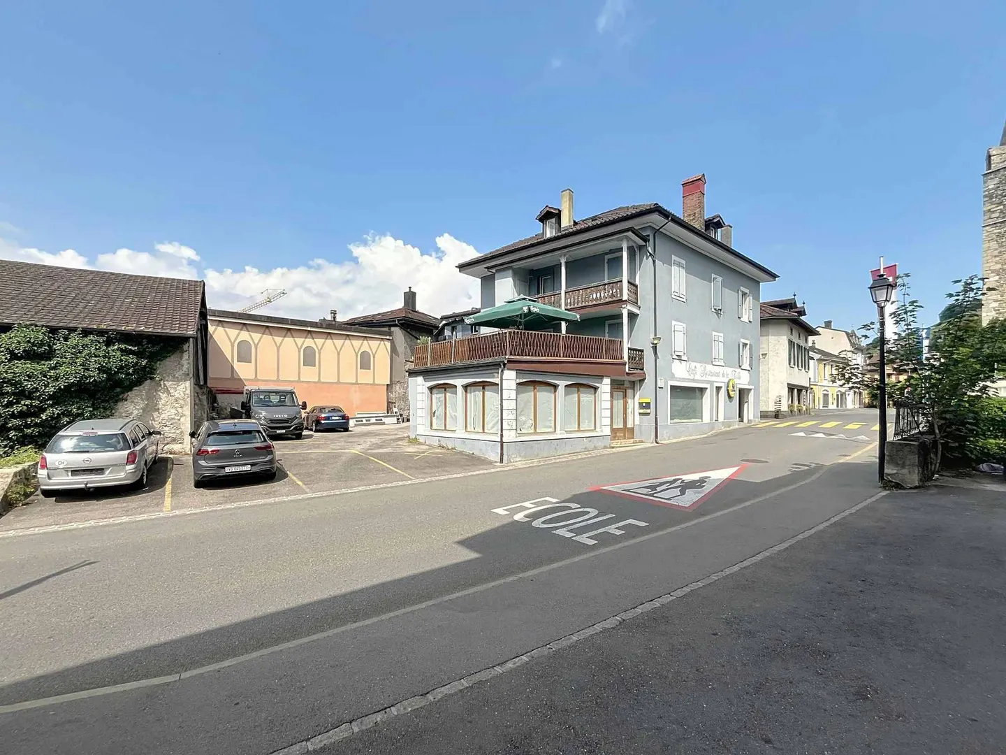 Edificio misto a Bex - Foto 2 di 3