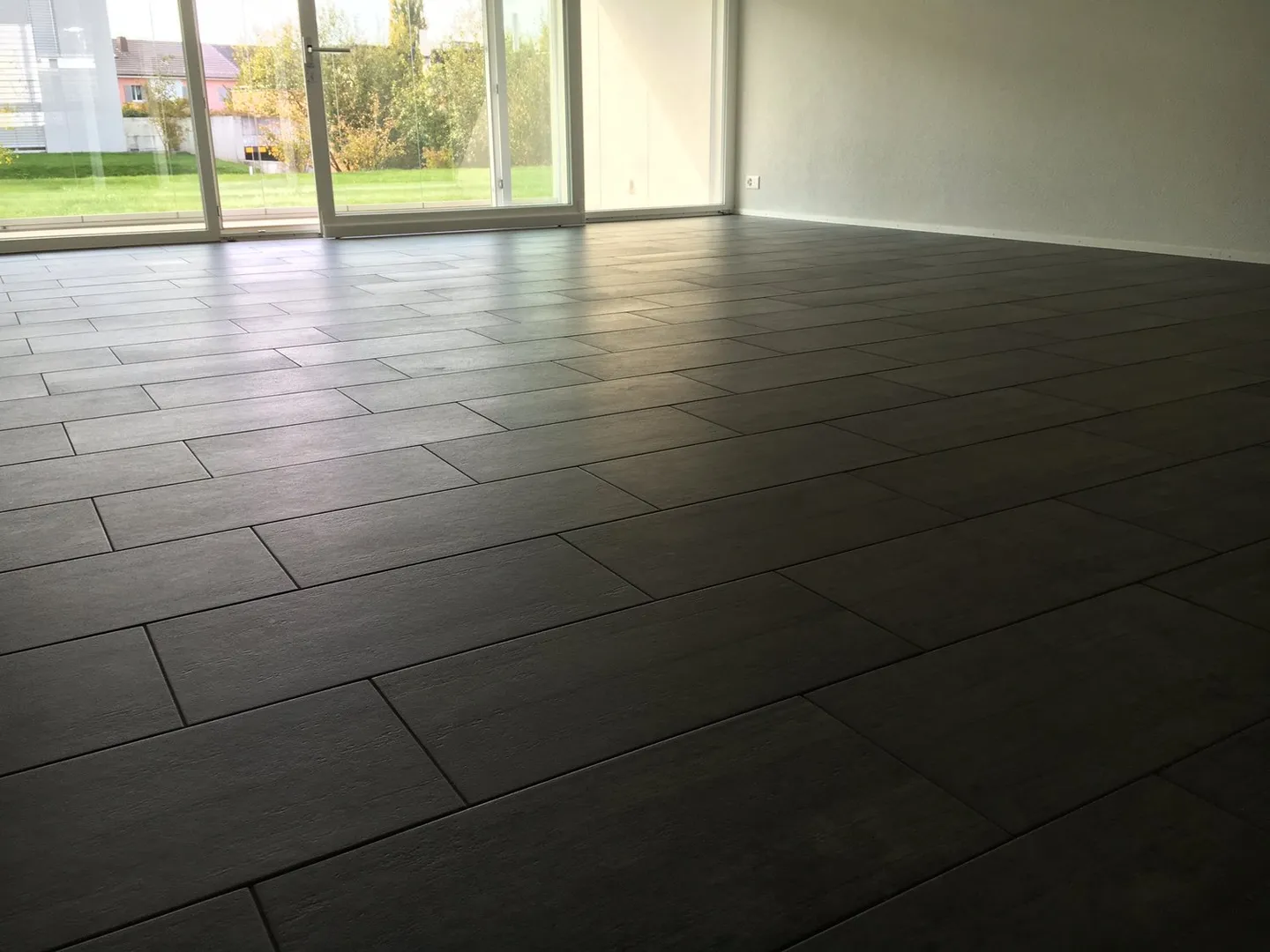 Modern 3.5-room apartment in a prime location - Photo 3 of 9