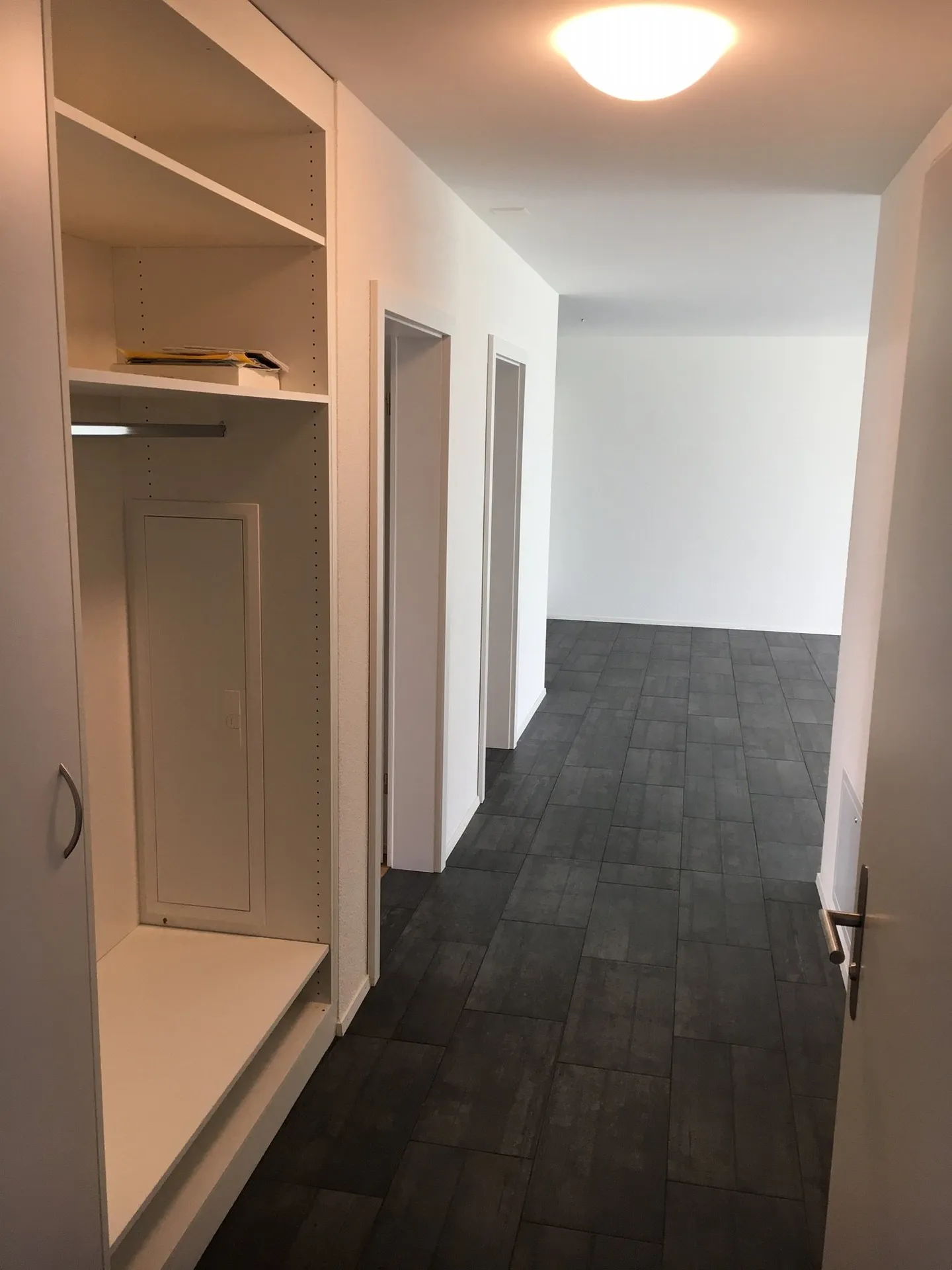 Modern 3.5-room apartment in a prime location - Photo 8 of 9