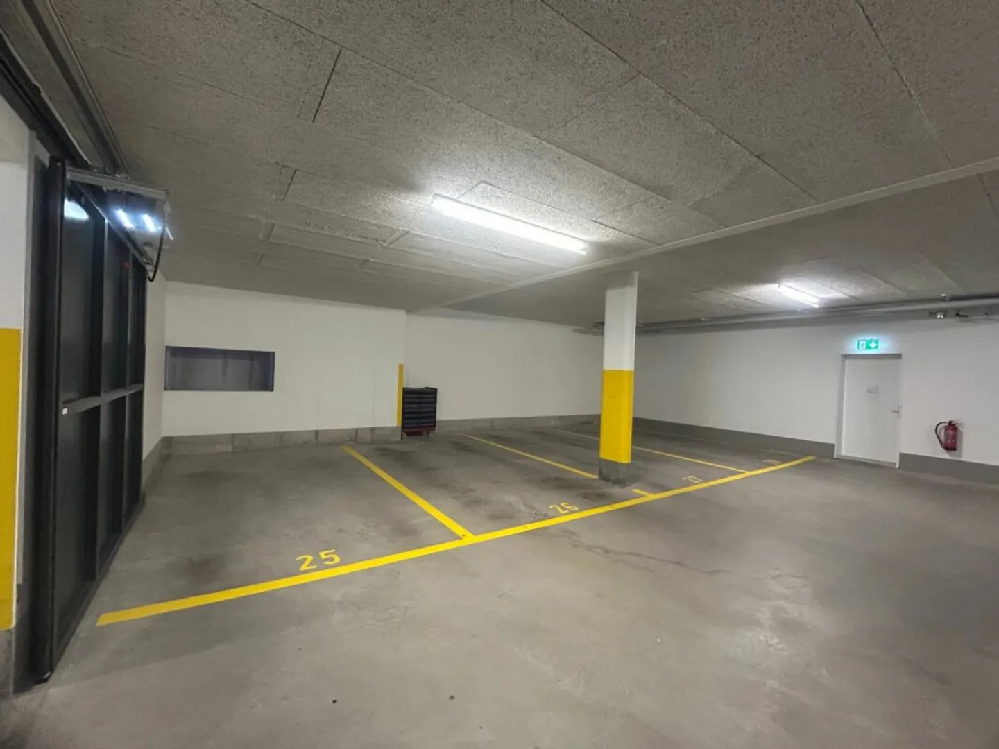Outdoor parking space for rent - Photo 1 of 2
