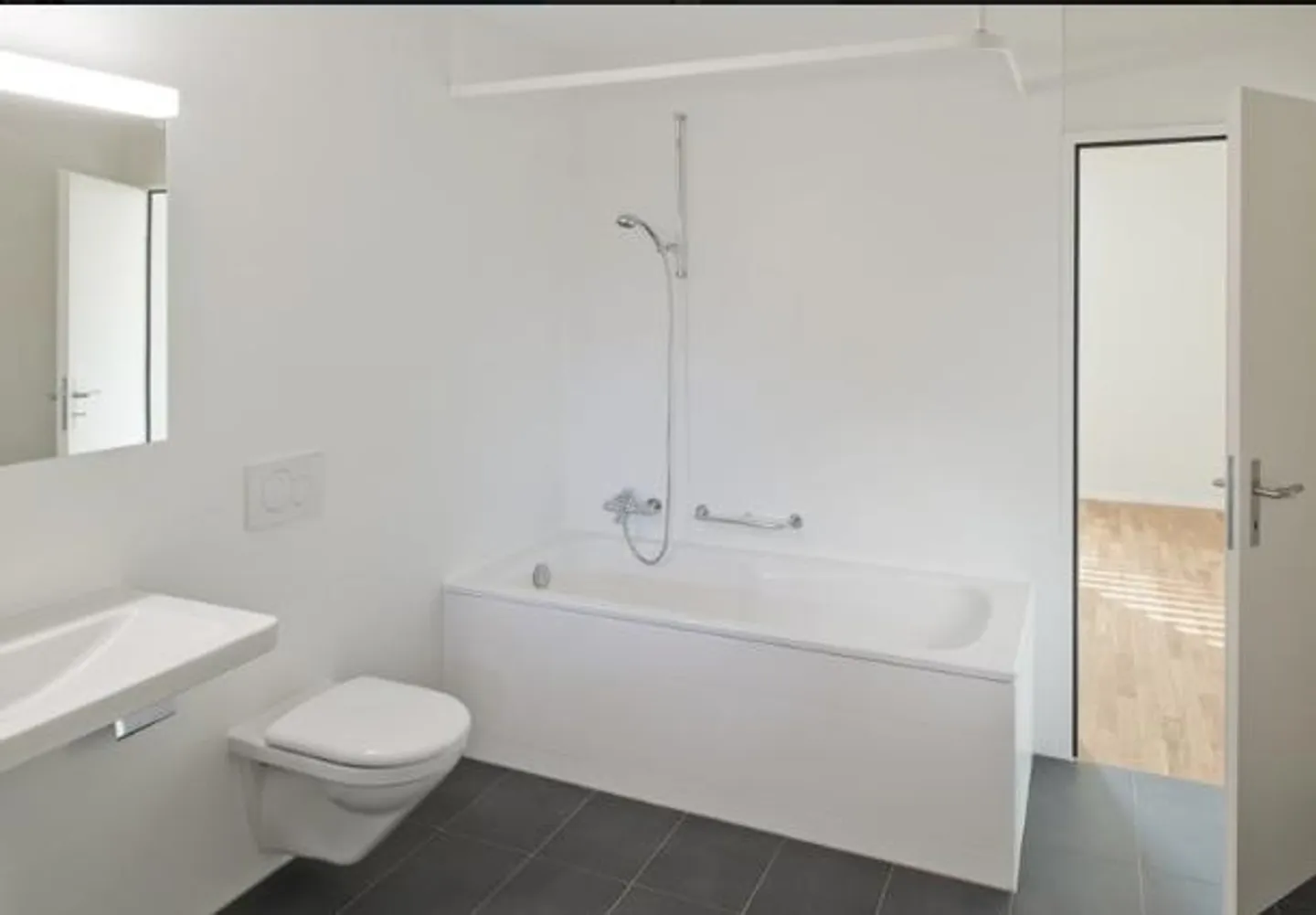 Appartement moderne 2.5 pièces avec balcon à Allschwil - Photo 5 sur 6