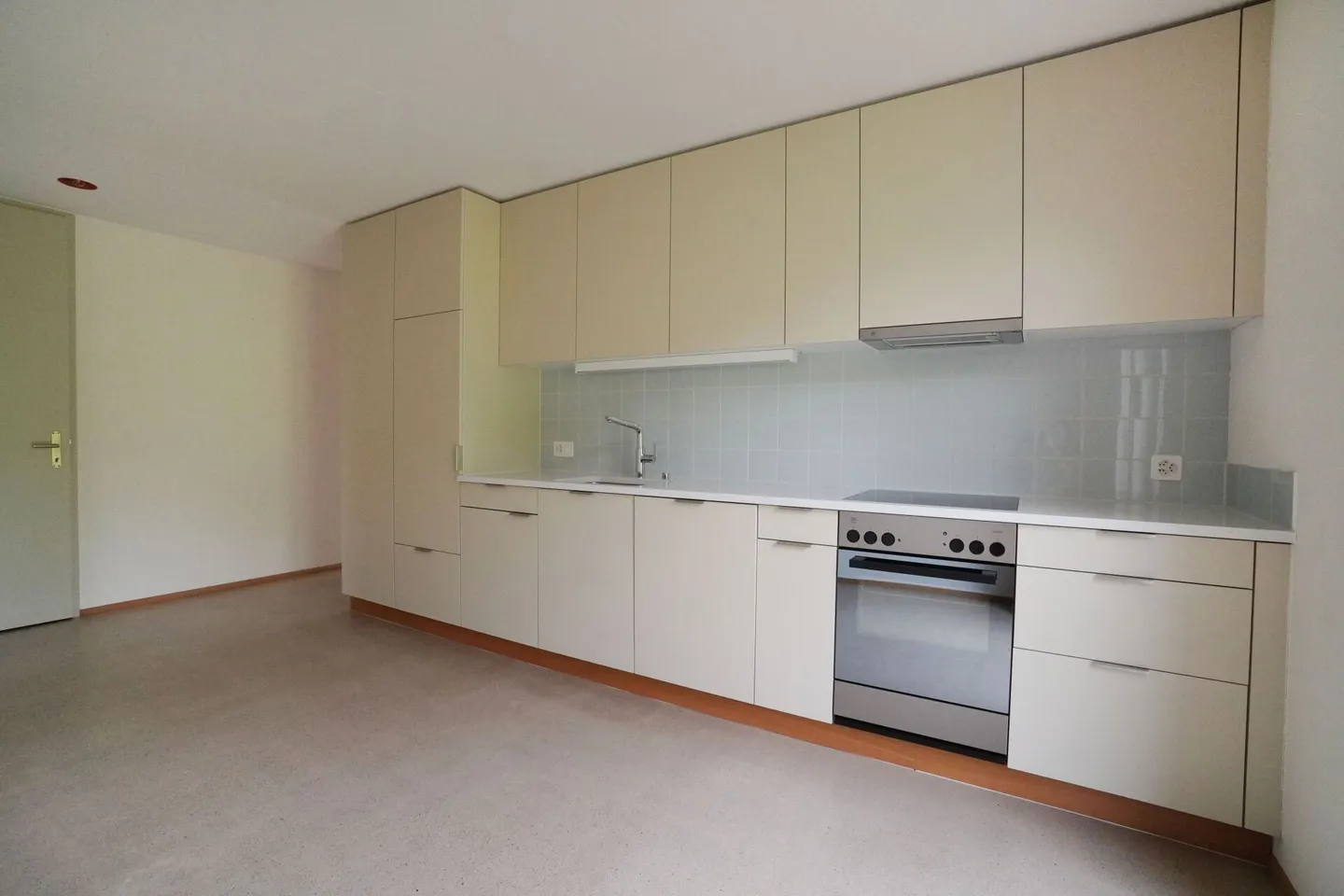 Appartement situé au calme avec balcon pour se détendre - Photo 5 sur 11