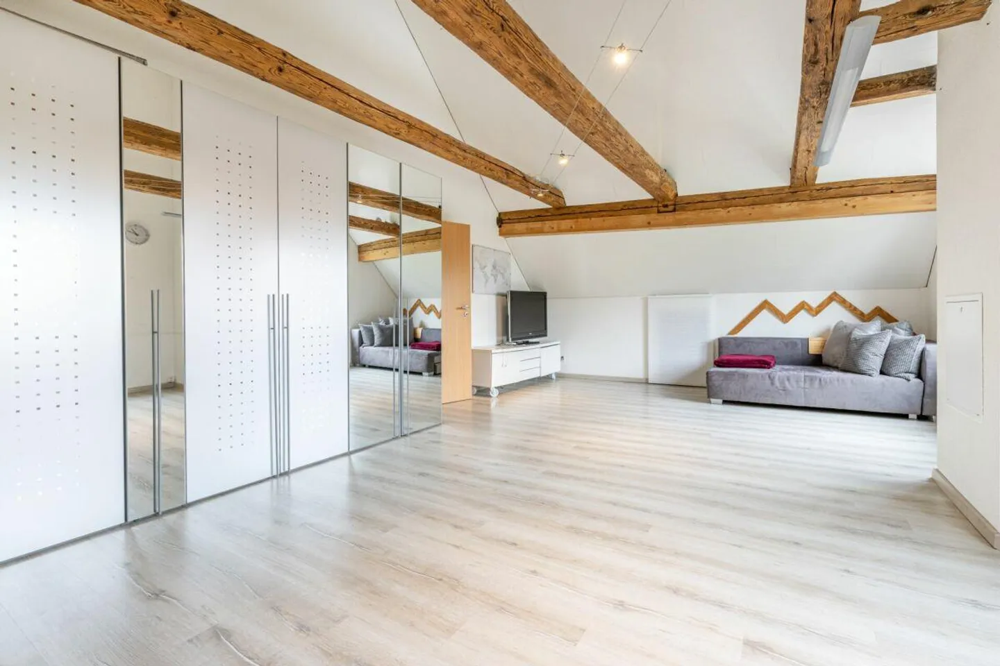 Stylish living with wellness character and maximum flexibility - Photo 28 of 30