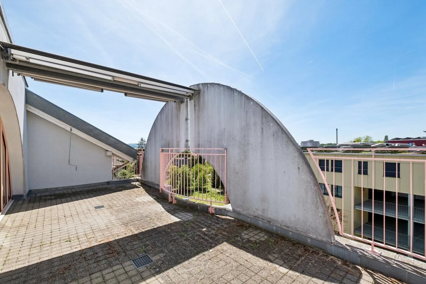 First net rent free - Stylish living in Grenchen - Photo 10 of 11