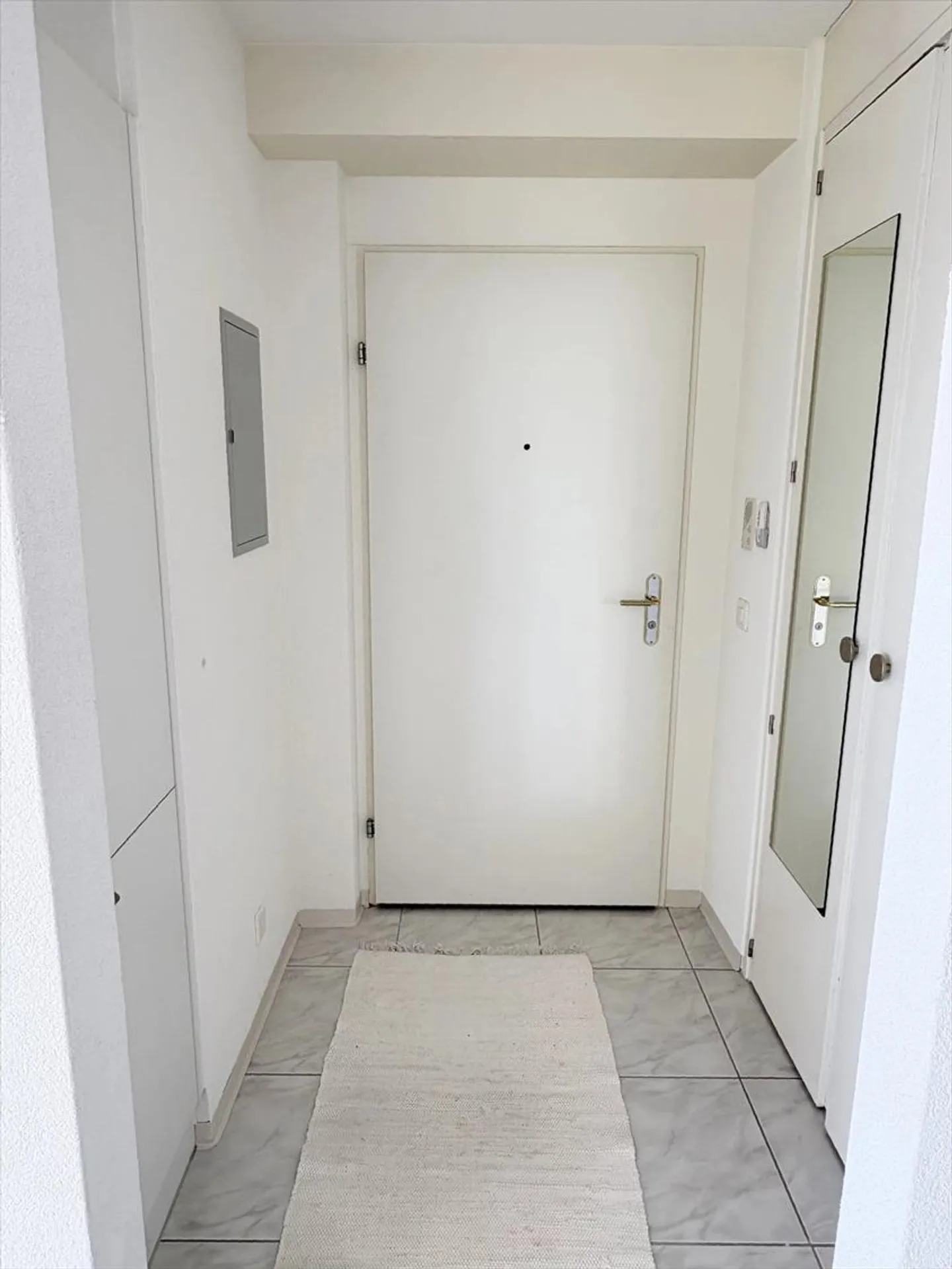 Appartement de 4 pièces en rez-de-jardin avec terrasse - Photo 7 sur 8