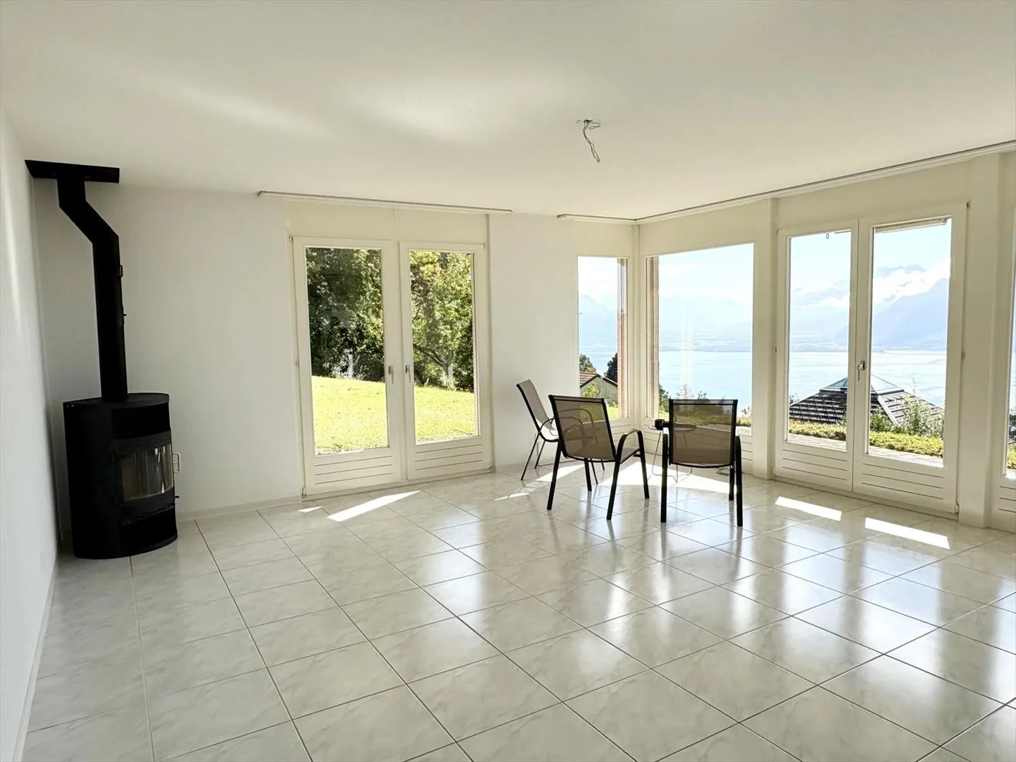 Appartement de 4 pièces en rez-de-jardin avec terrasse - Photo 1 sur 8