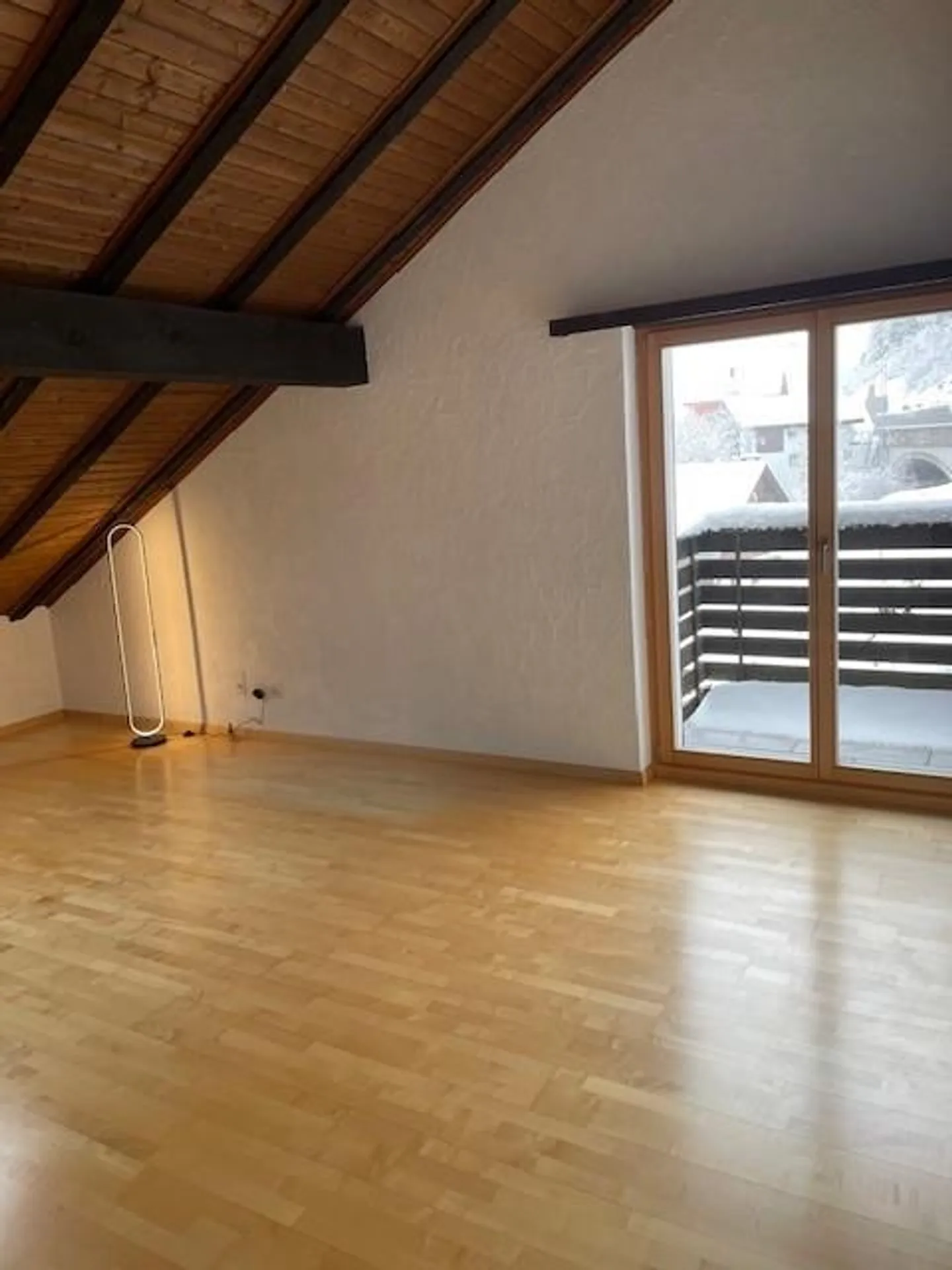 2.5 Zimmer Dachwohnung - Foto 4 von 13