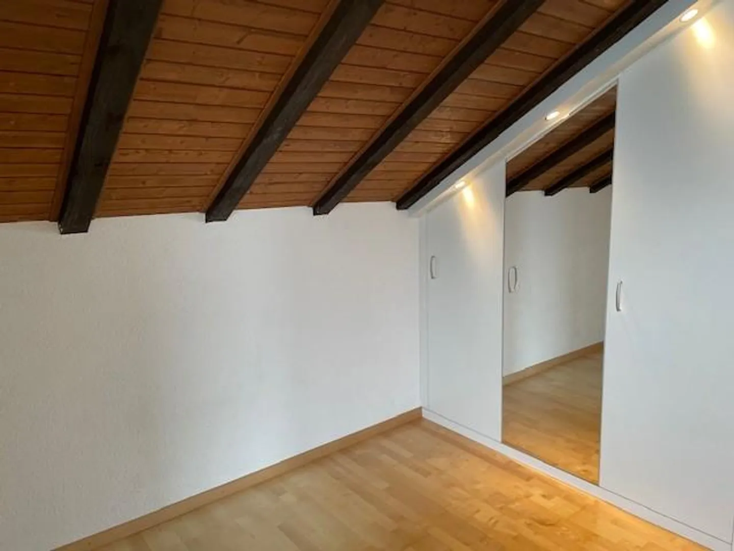 2.5 Zimmer Dachwohnung - Foto 9 von 13