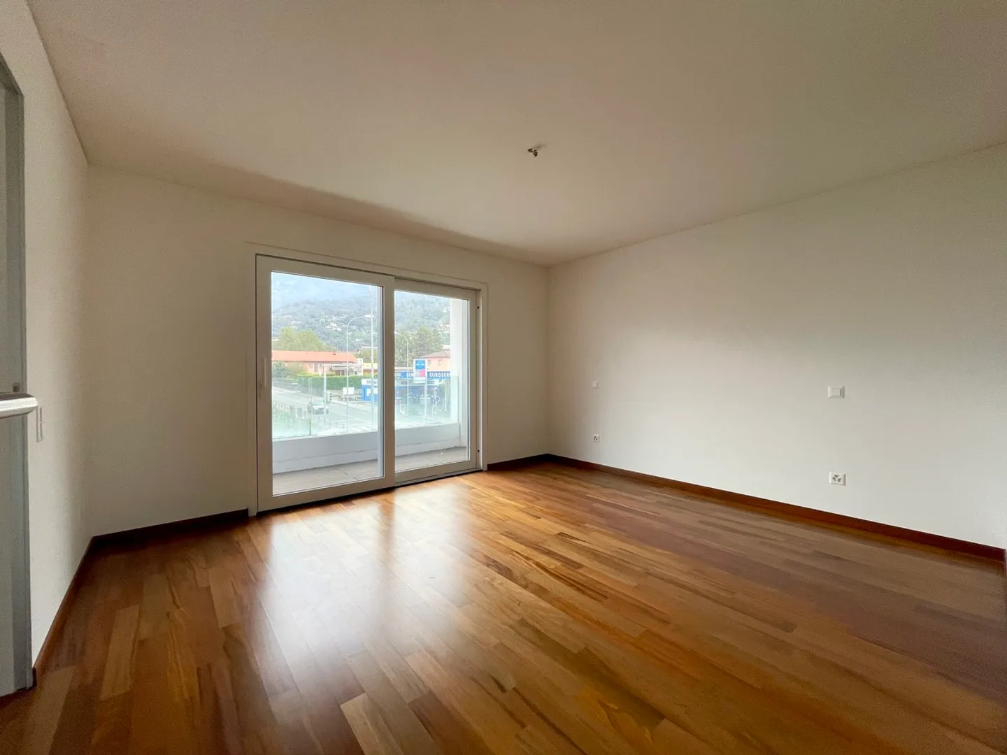 Geräumige 5.5 Zimmer Wohnung - Foto 5 von 9