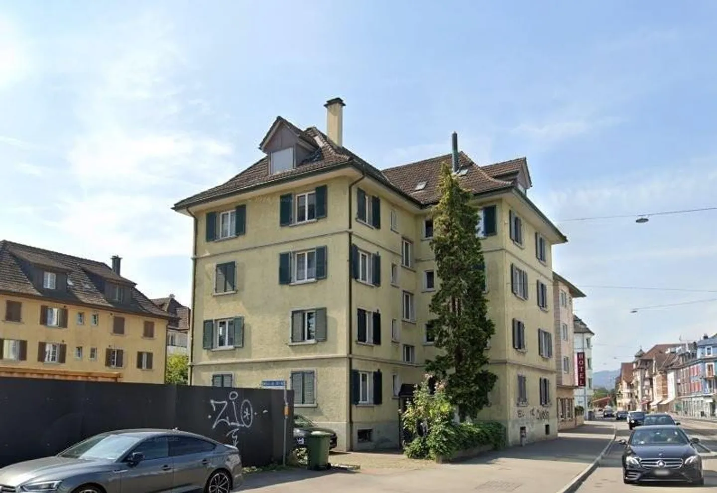 Charmante Dachwohnung in Schlieren - Foto 1 von 6