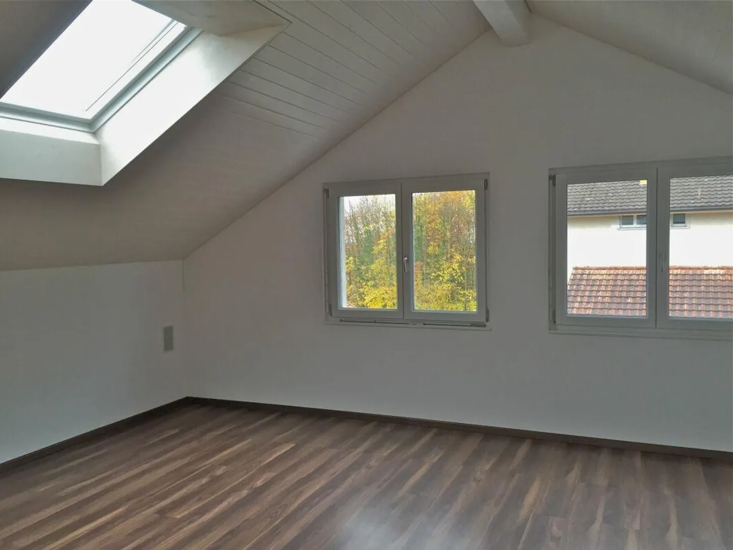 Bâtiment résidentiel et commercial - Photo 10 sur 11