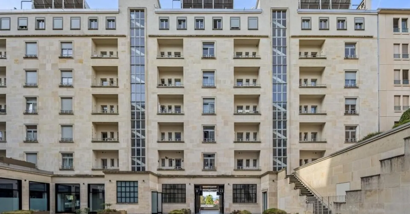 Indirizzo prestigioso in un edificio iconico - Foto 2 di 7
