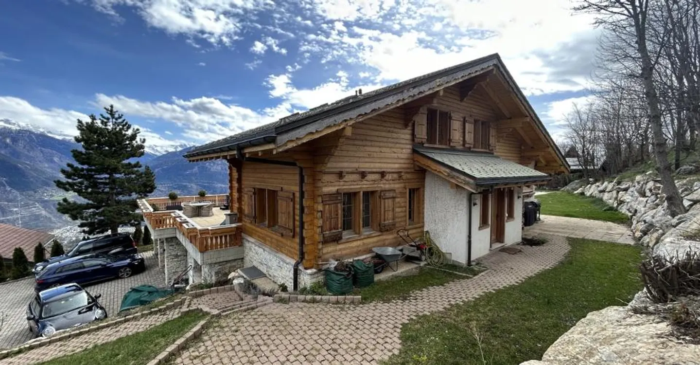 Chalet 8 rooms - Photo 2 of 13