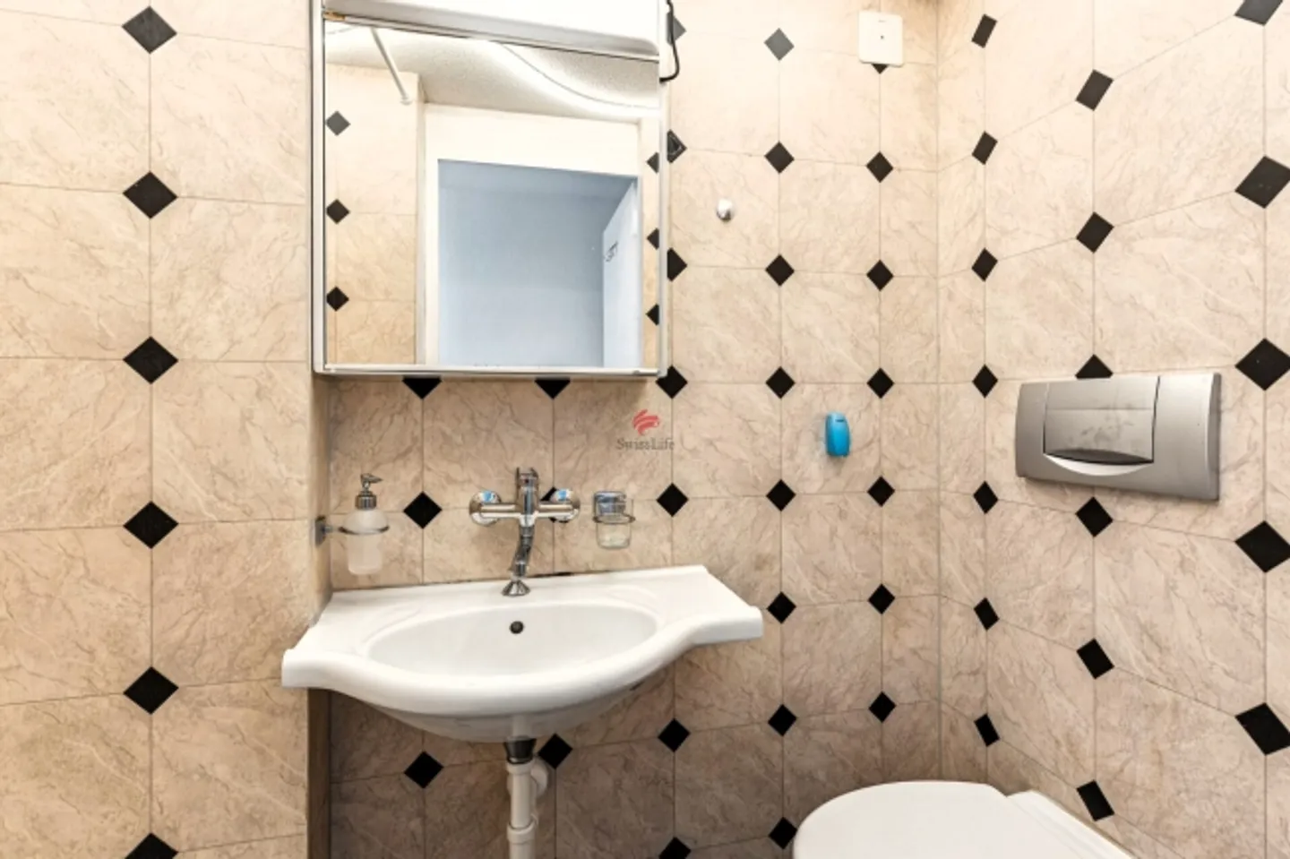 Living and working under one roof - Photo 13 of 20