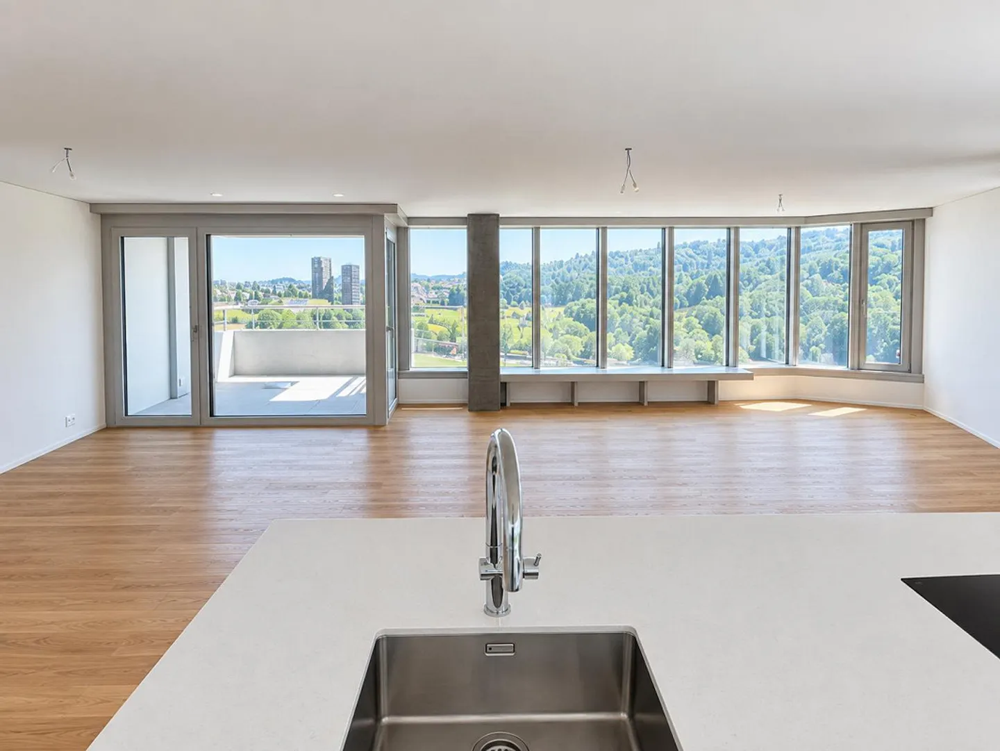 Appartamento 4.5 stanze nella Torre Pilatus - Foto 1 di 12