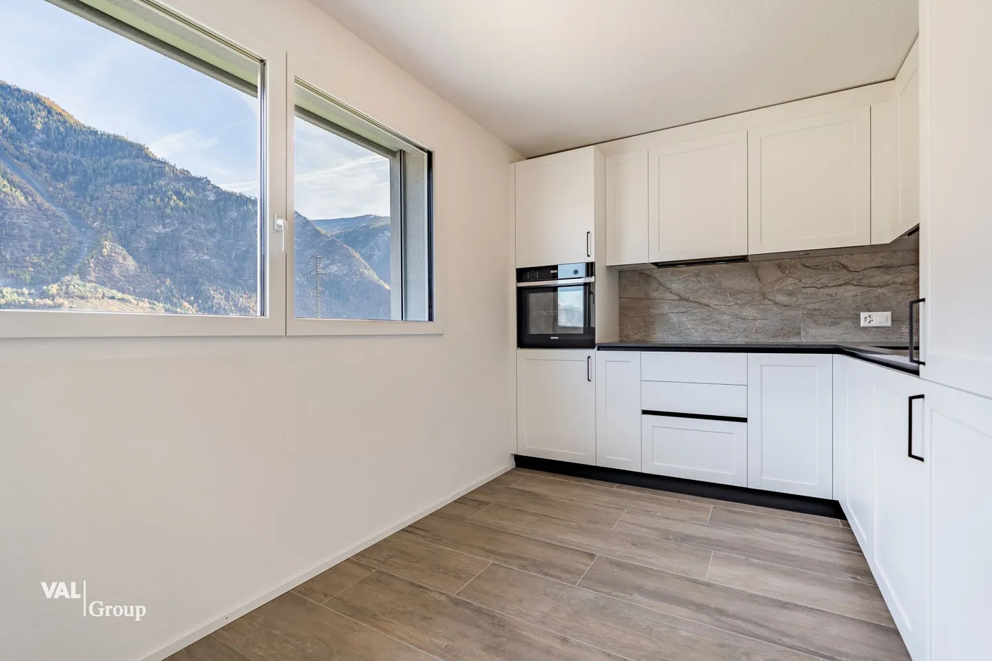 Nouvel Appartement à St-Pierre-de-Clages - Photo 2 sur 8