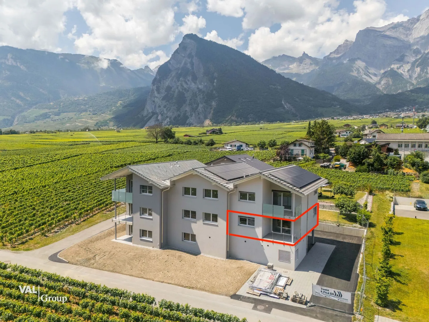 Nouvel Appartement à St-Pierre-de-Clages - Photo 1 sur 8