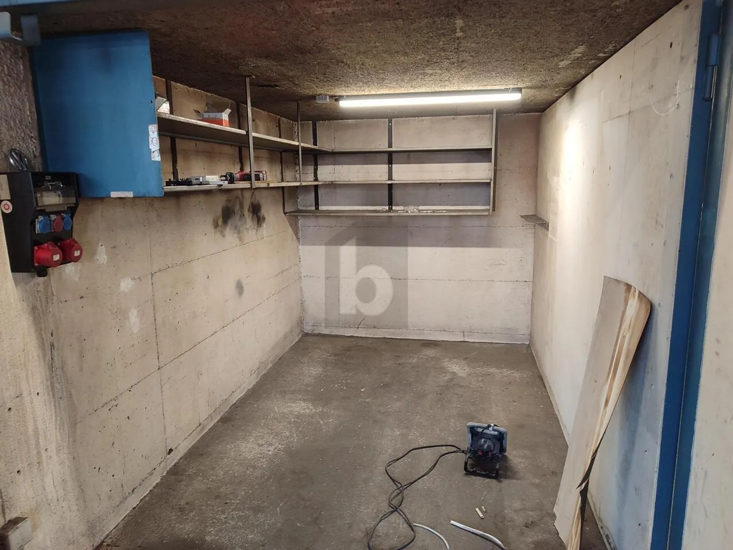 FLEXIBLE AND SPACIOUS - Photo 5 of 6