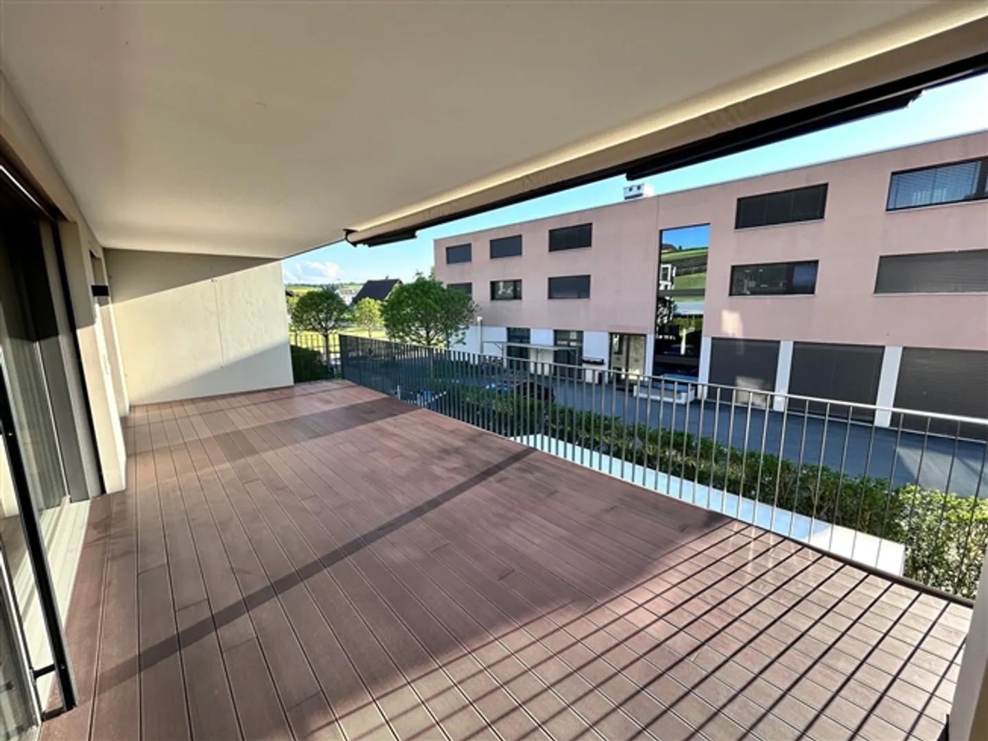 «Helle 4.5-Zimmer-Wohnung mit Balkon in Neudorf kaufen» - Foto 2 von 11