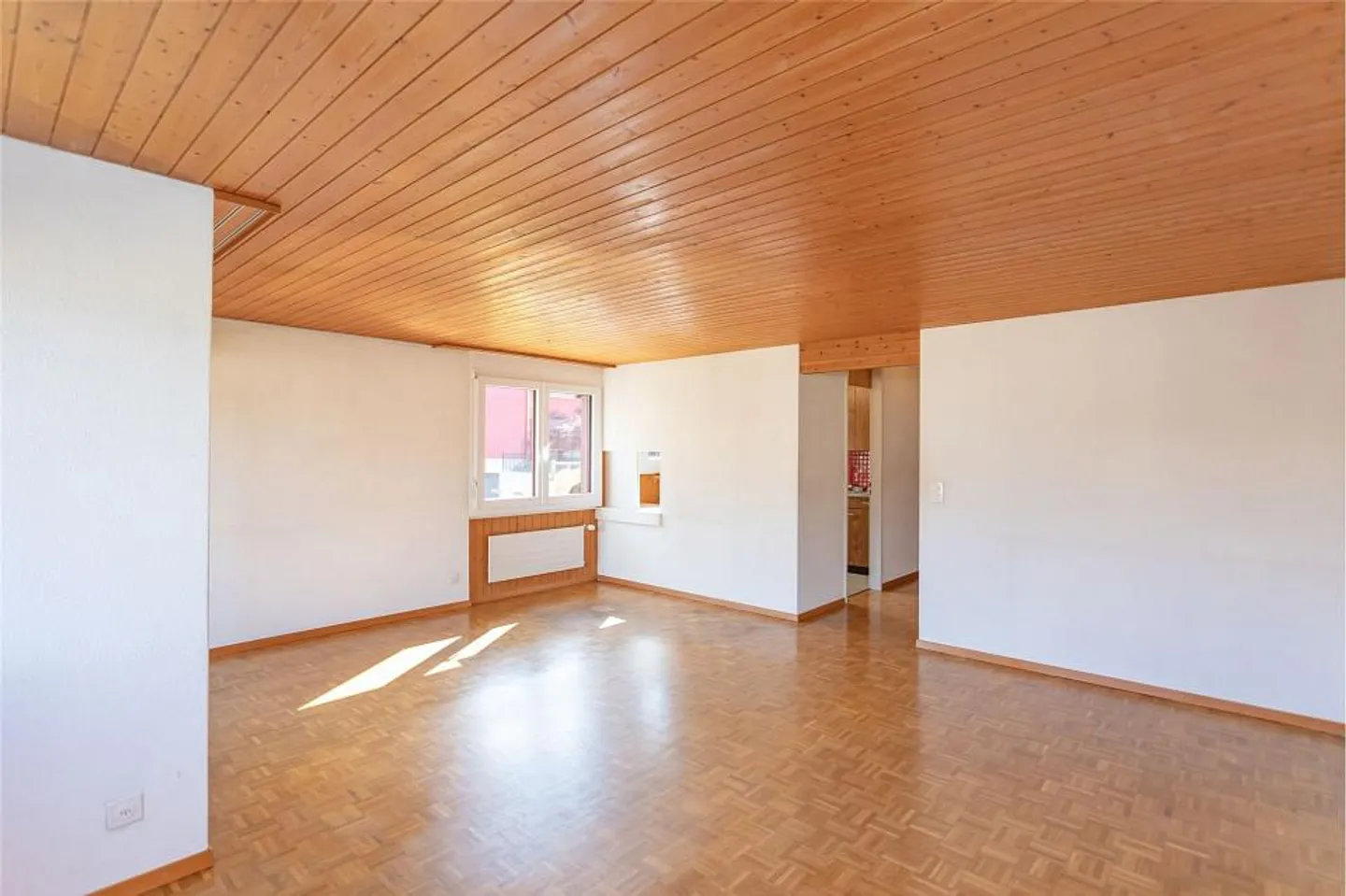 3.5 room apartment in a quiet neighborhood with a beautiful view - Photo 3 of 14