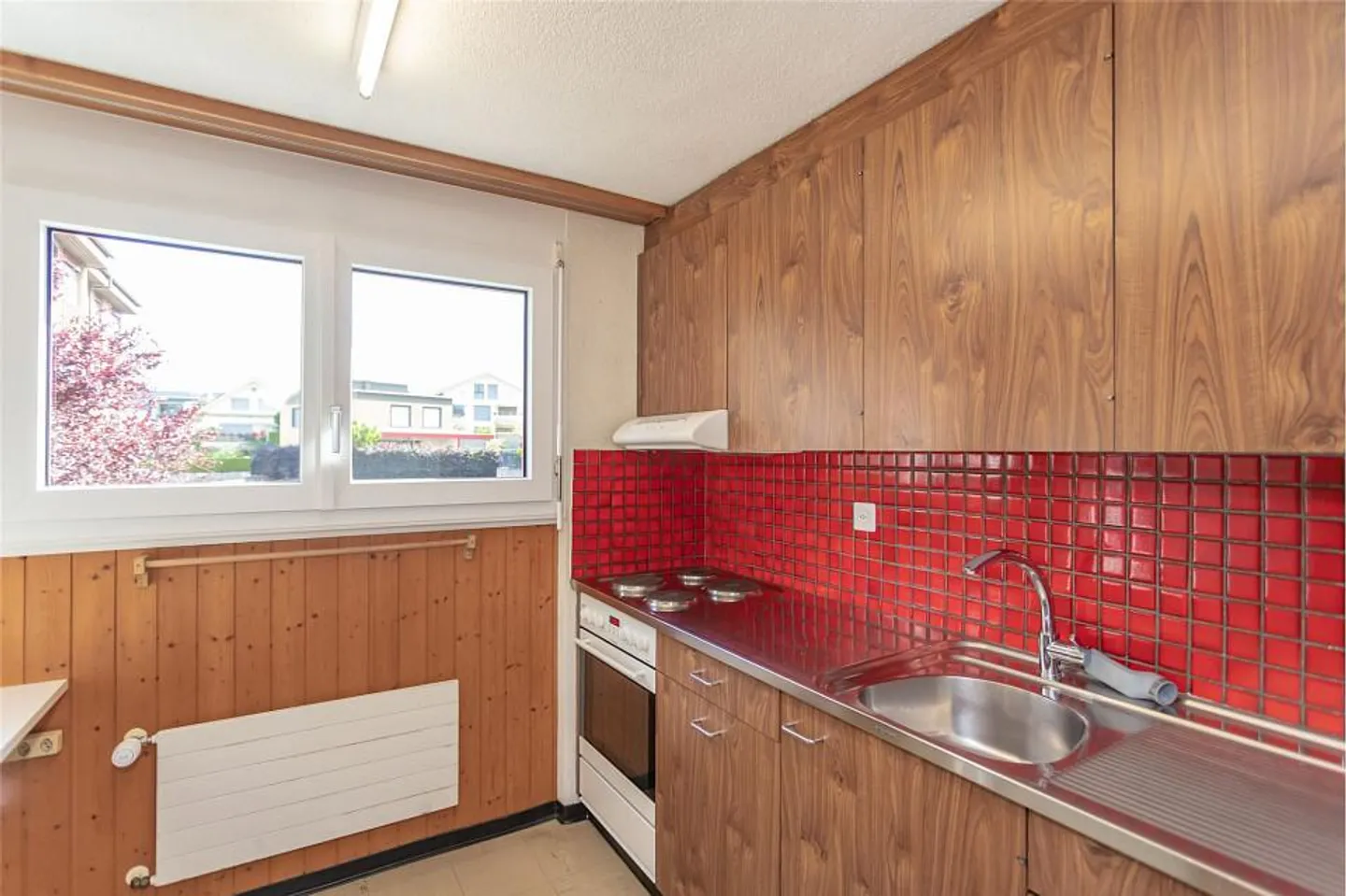 3.5 room apartment in a quiet neighborhood with a beautiful view - Photo 4 of 14
