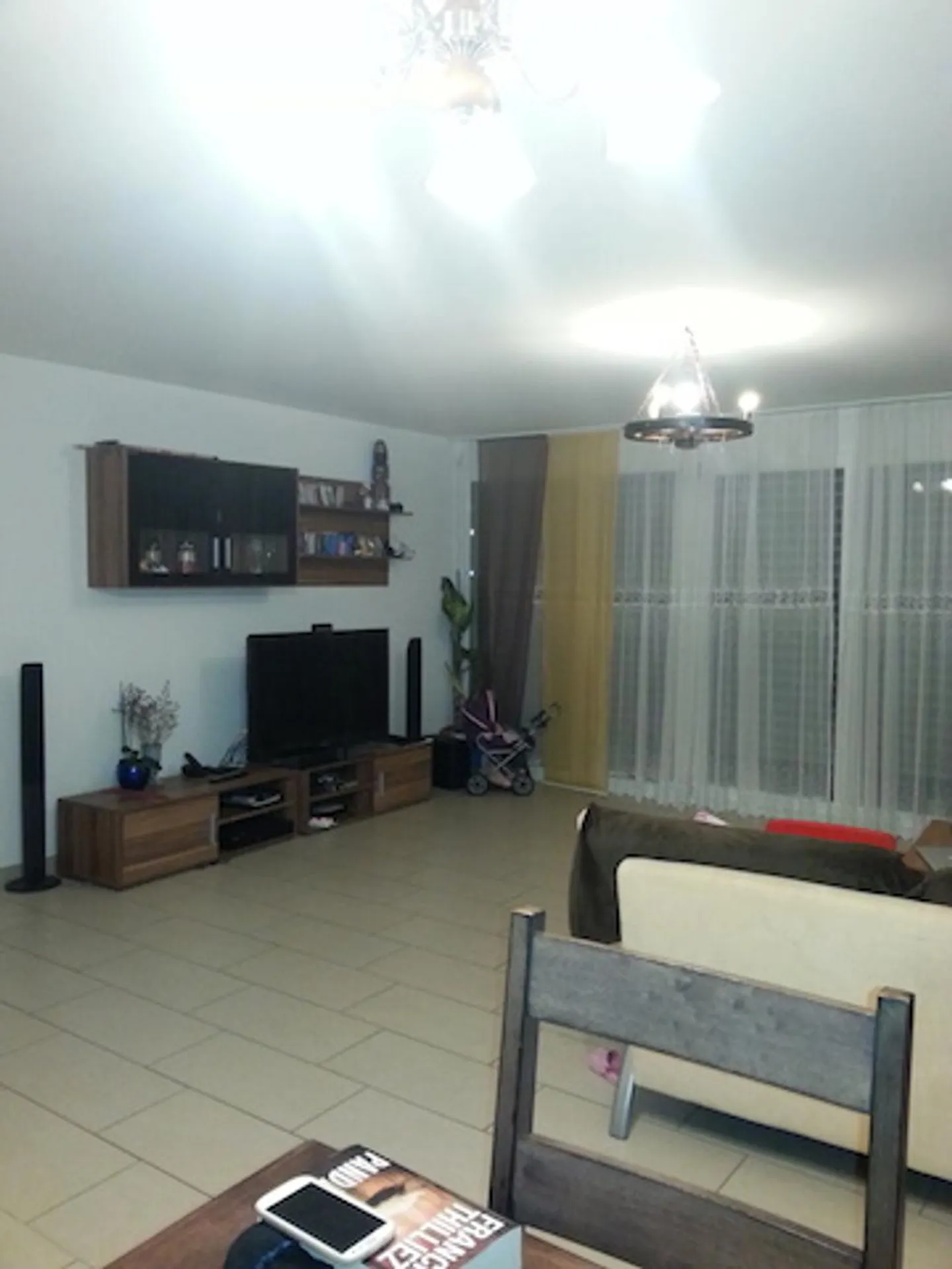 Superb renovated 5-room apartment for sale - Photo 2 of 8