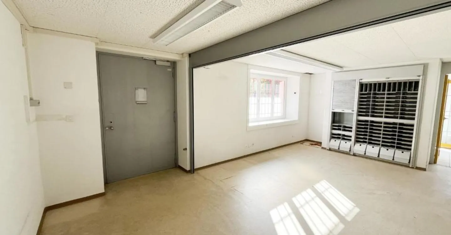 Commercial Space in La Sagne - Photo 7 of 12
