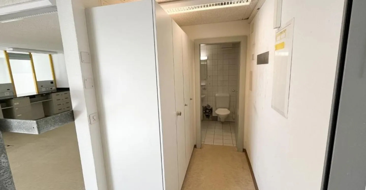 Commercial Space in La Sagne - Photo 9 of 12