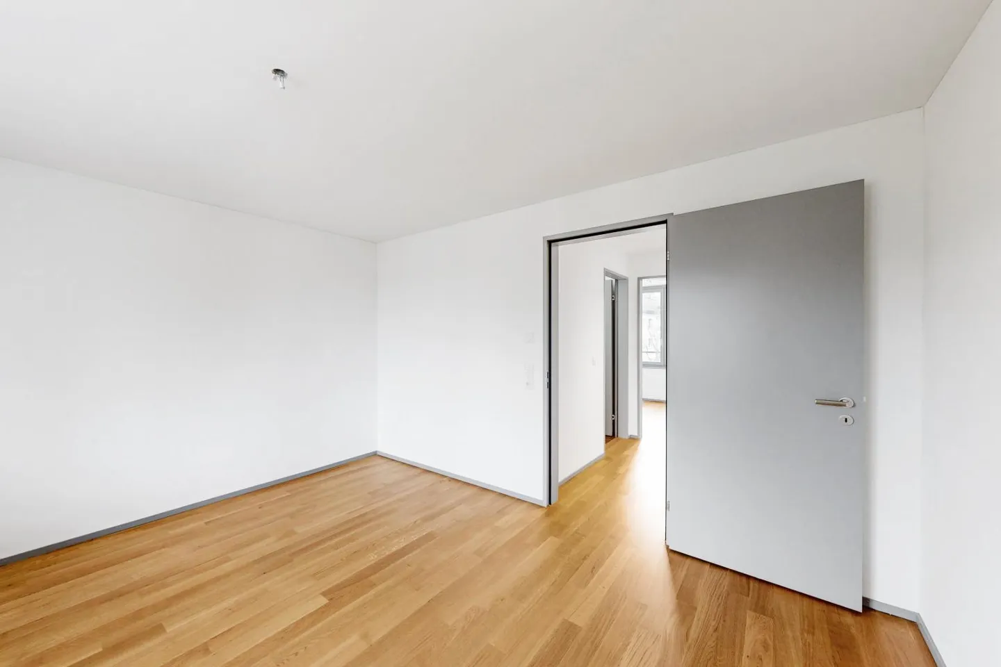 Modernes Appartement in Zürich-Oerlikon - Foto 6 von 12