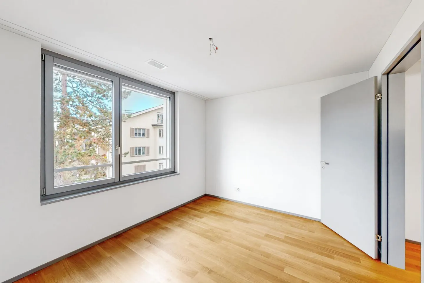 Modernes Appartement in Zürich-Oerlikon - Foto 7 von 12