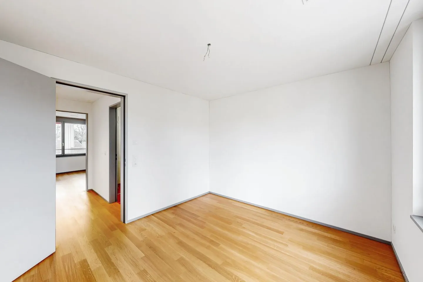 Modernes Appartement in Zürich-Oerlikon - Foto 8 von 12