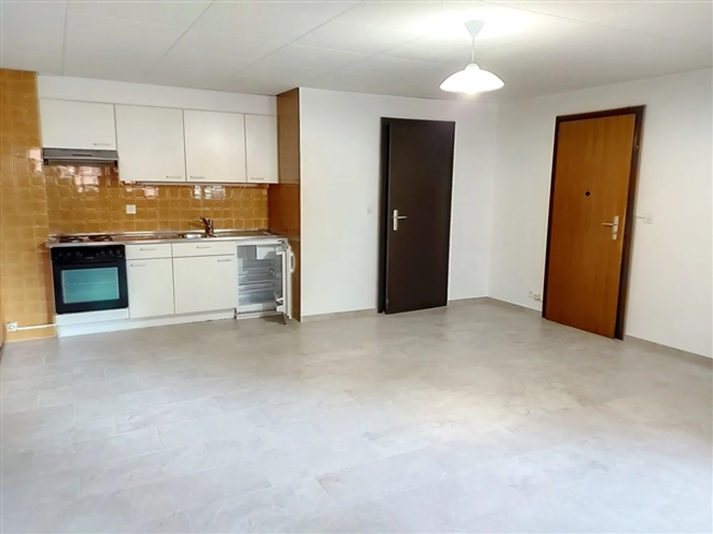 Studio apartment on the ground floor of a small village building. - Photo 3 of 3