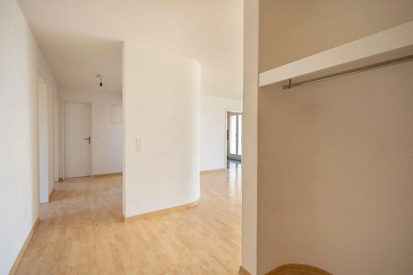 Appartement 3.5 pièces au cœur de 8306 Brüttisellen – Votre nouveau chez-vous ... - Photo 2 sur 13