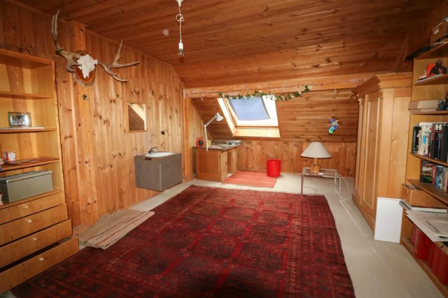 Bauernhaus, Schopf und Landwirtschaftsland mit Nutzungspotenzial - Foto 9 von 10