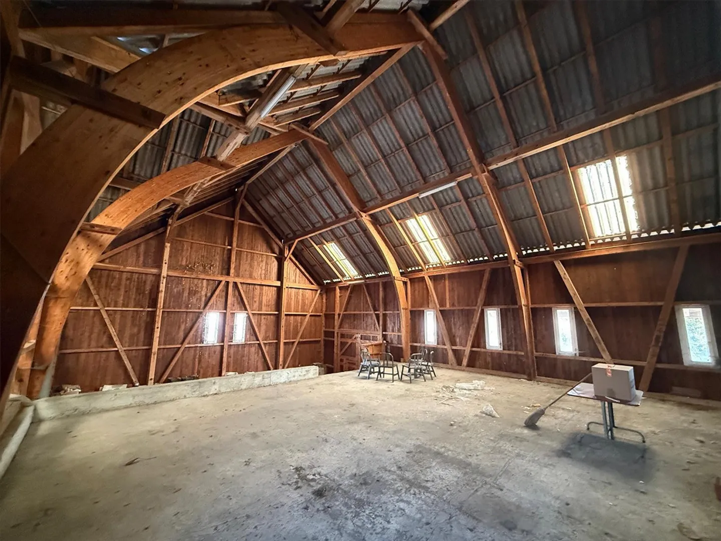 Bauernhaus, Schopf und Landwirtschaftsland mit Nutzungspotenzial - Foto 10 von 10