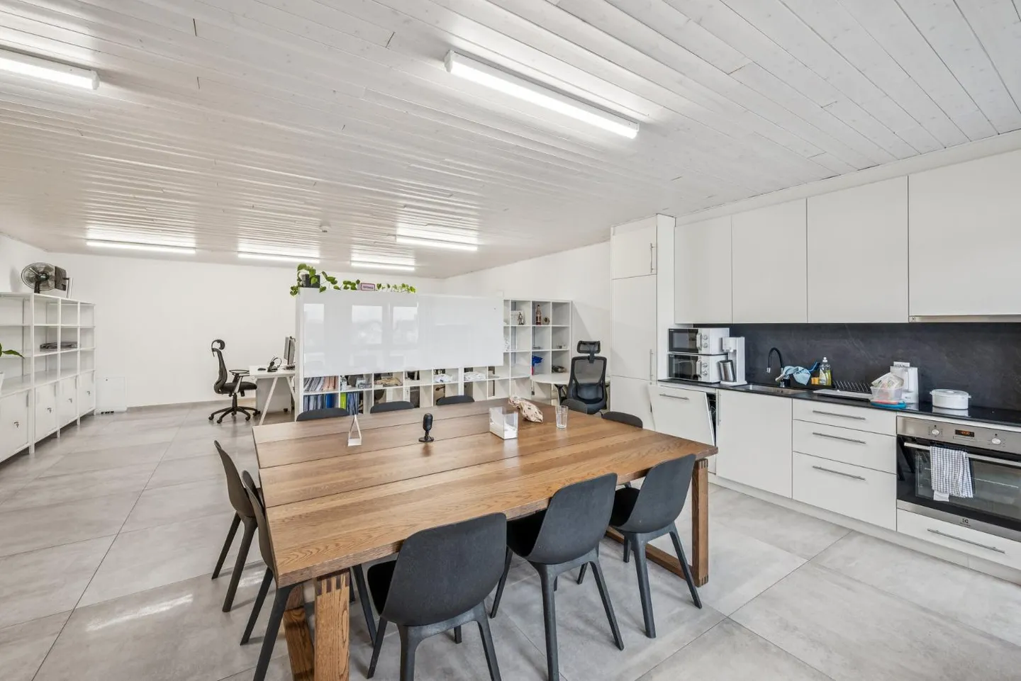 Laboratory space with offices for rent - Chavornay - Photo 9 of 9