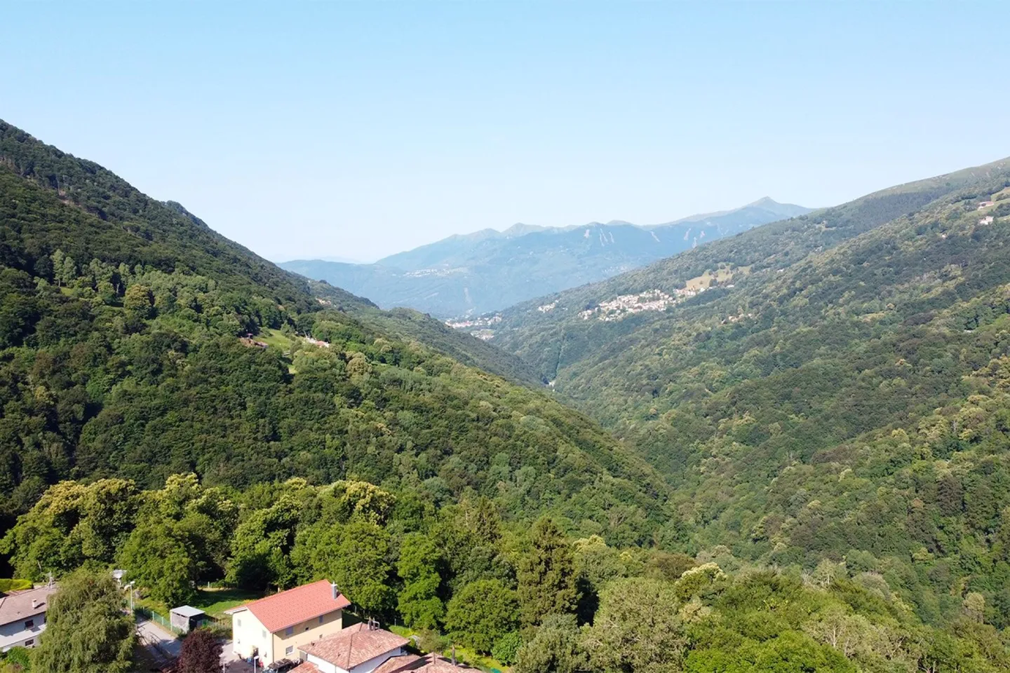 Un gioiello da ultimare in un angolo autentico del Ticino - Foto 1 di 5
